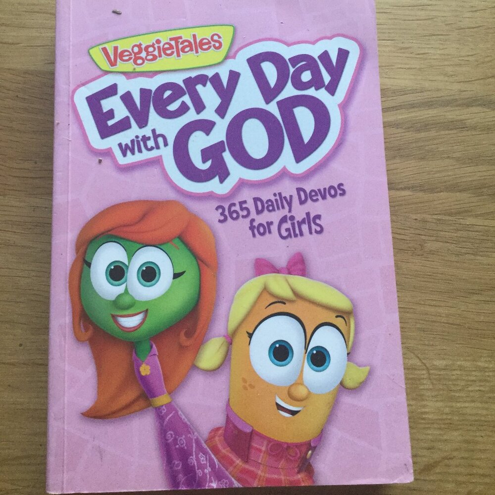 Veggie Tales 365 Every Day with God devotional for girls  in great used